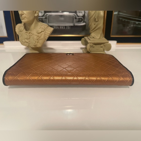 Authentic Chanel Metallic Gold Quilted Leather Flap Wallet with certificate card - Picture 6 of 17